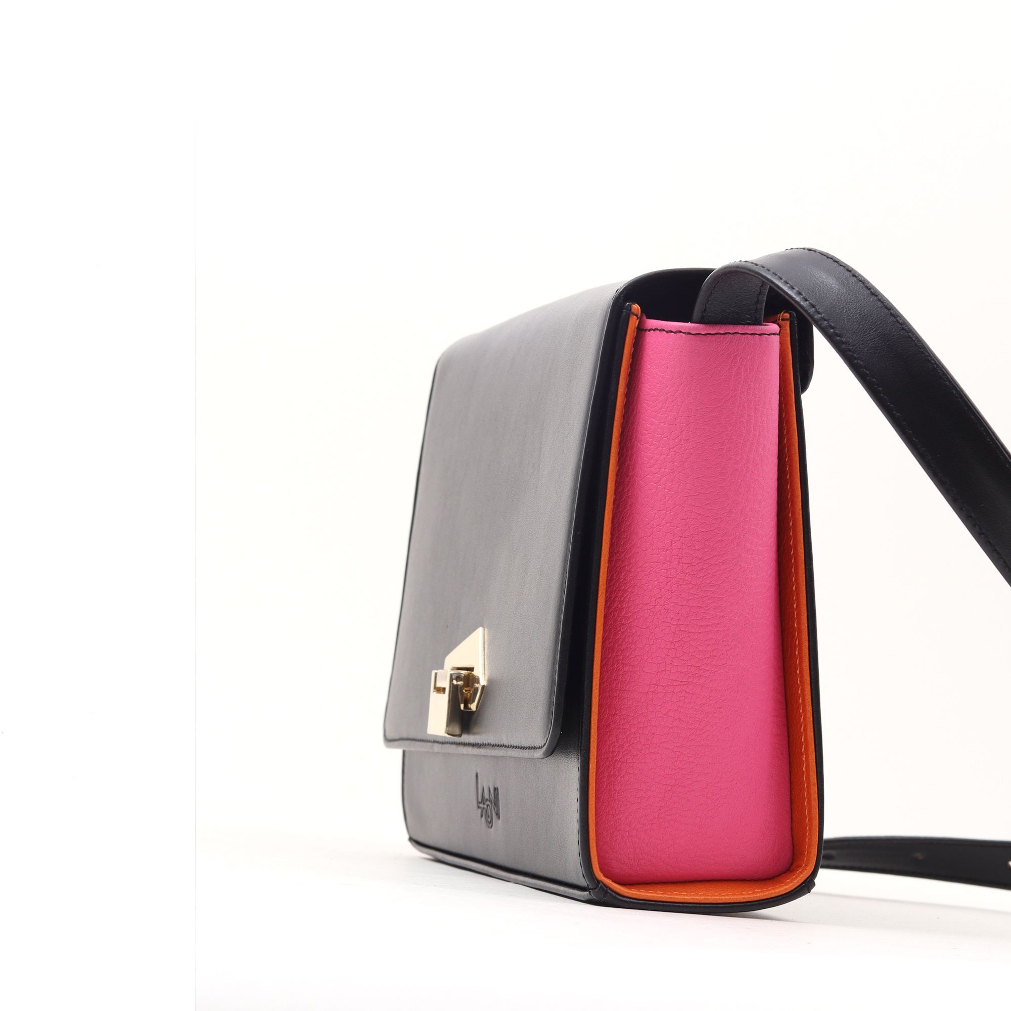 2047 B - SMALL BOX BAG