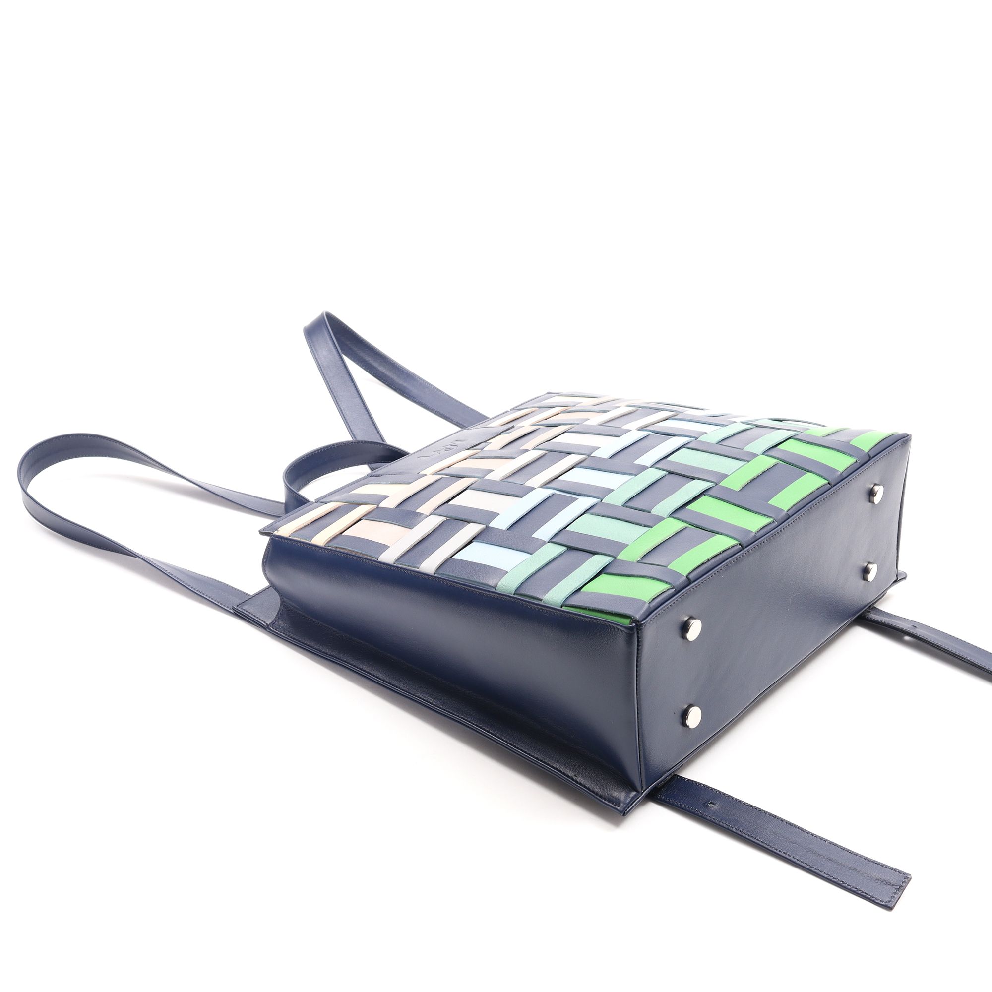 2098 - REMAKE TETRA HÁTIZSÁK