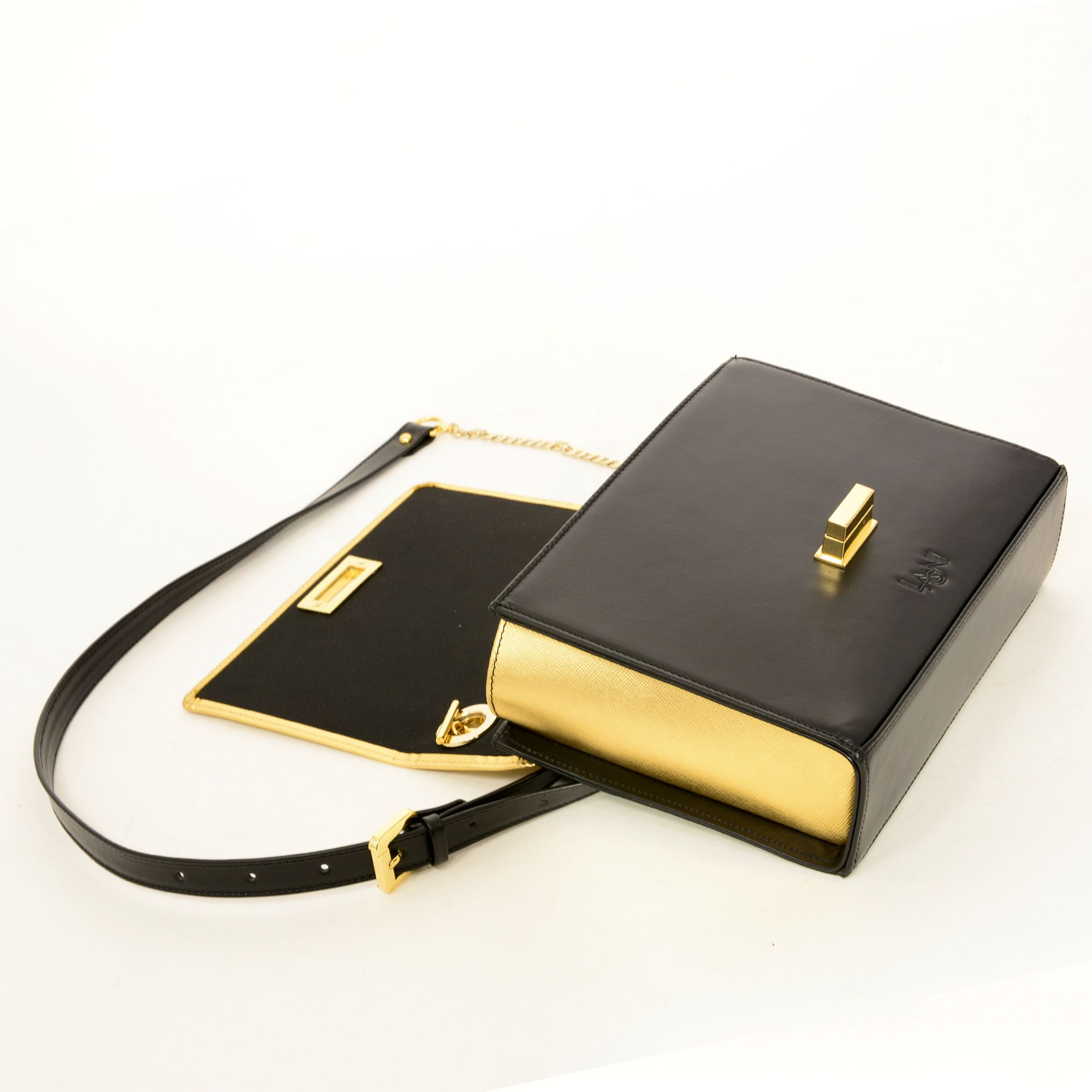 2047 BL - MINI DOBOZ TÁSKA