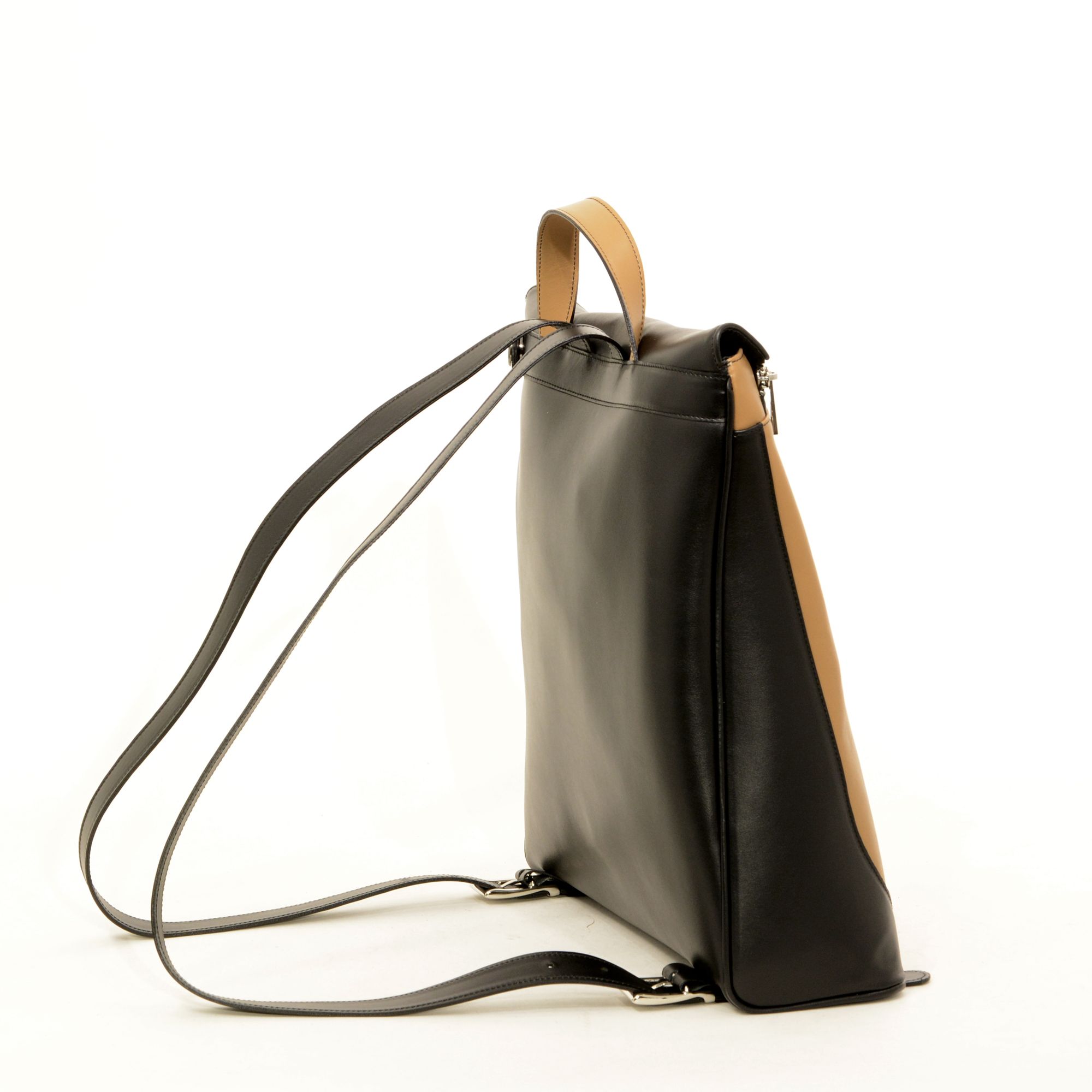 2024 N - FLAT BACKPACK