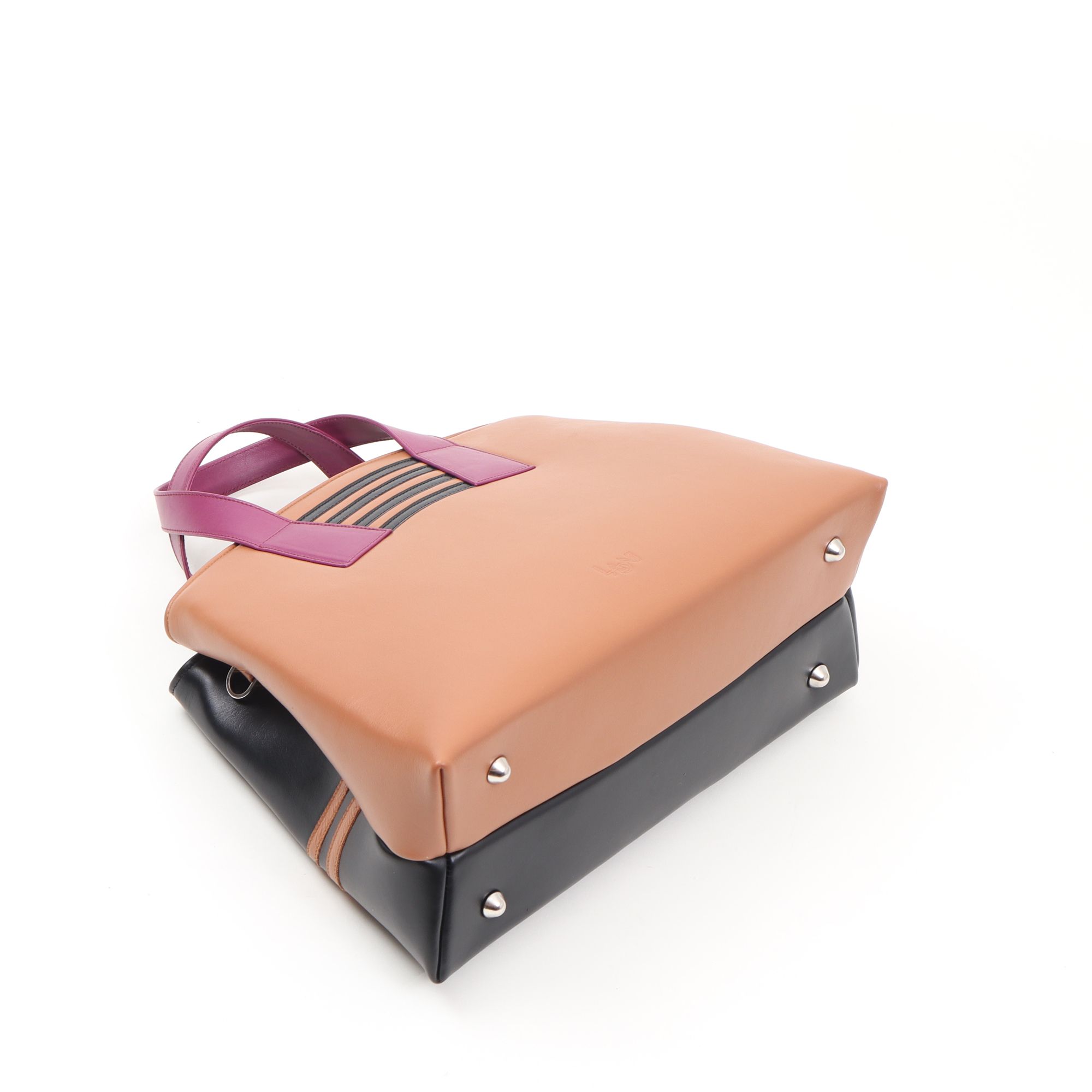 2042 KZSCS - KÉTLAP TÁSKA - KÉZIFOGÓS