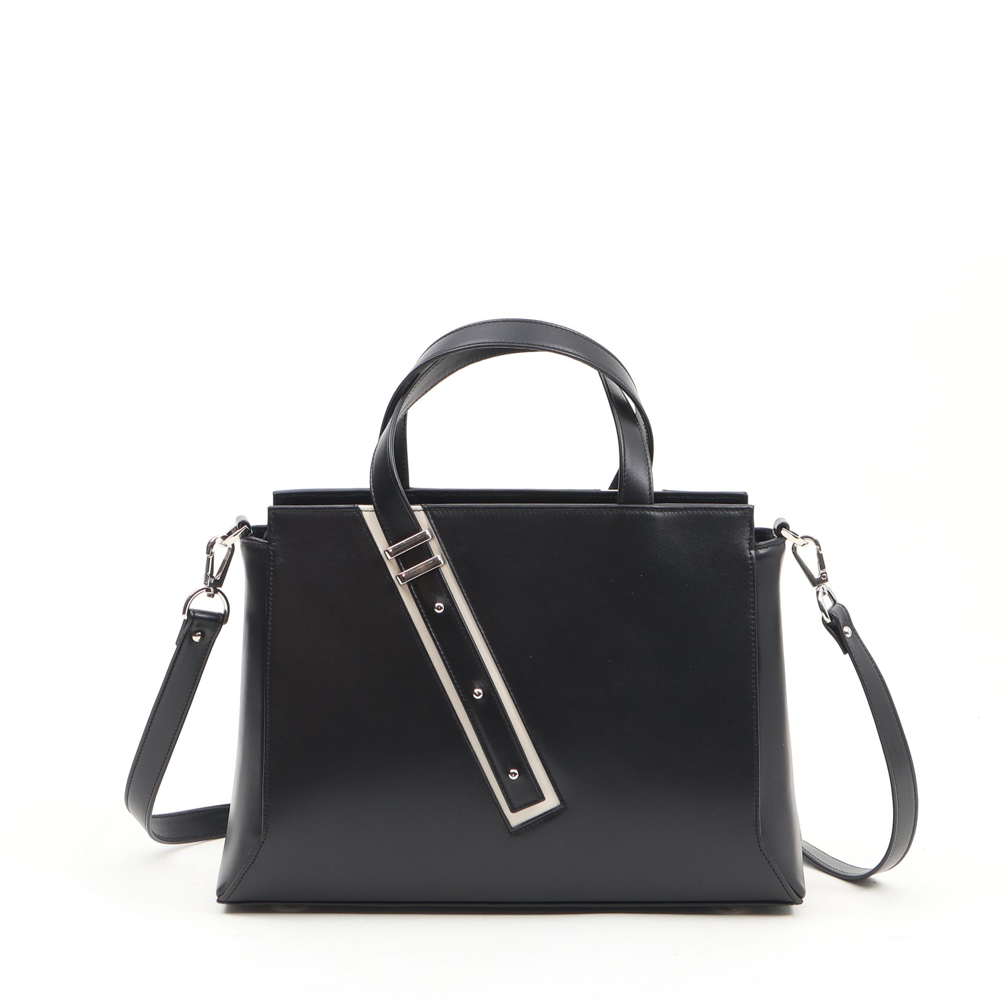 2037 - KIS HIROSHI TÁSKA