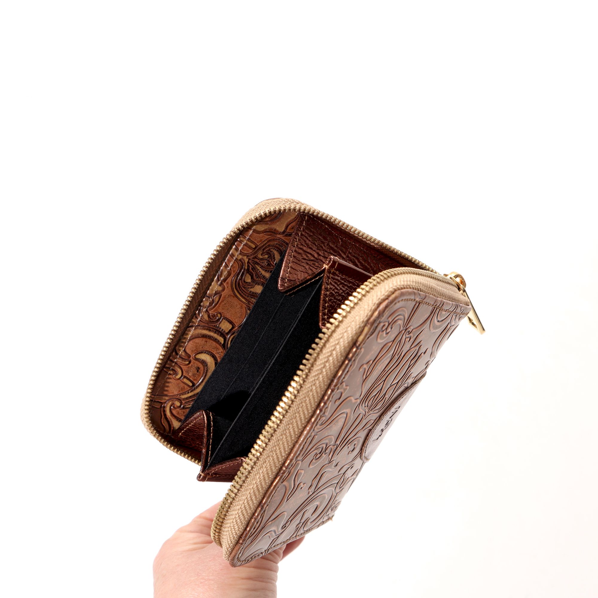 2099 L - WALLET