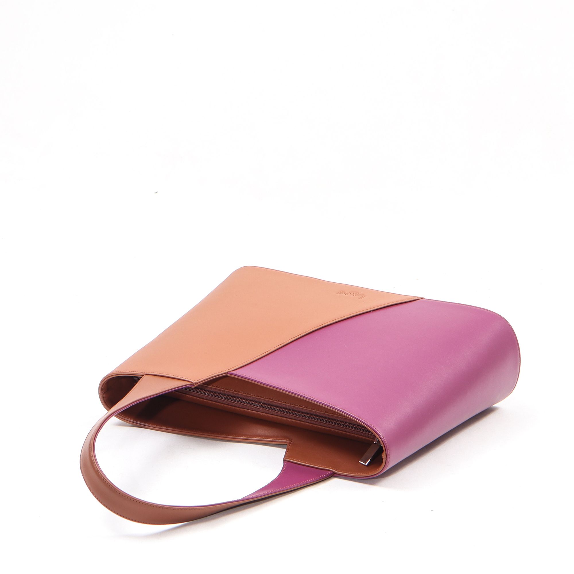 2008 H - NAKAMURA MIDDLE TÁSKA