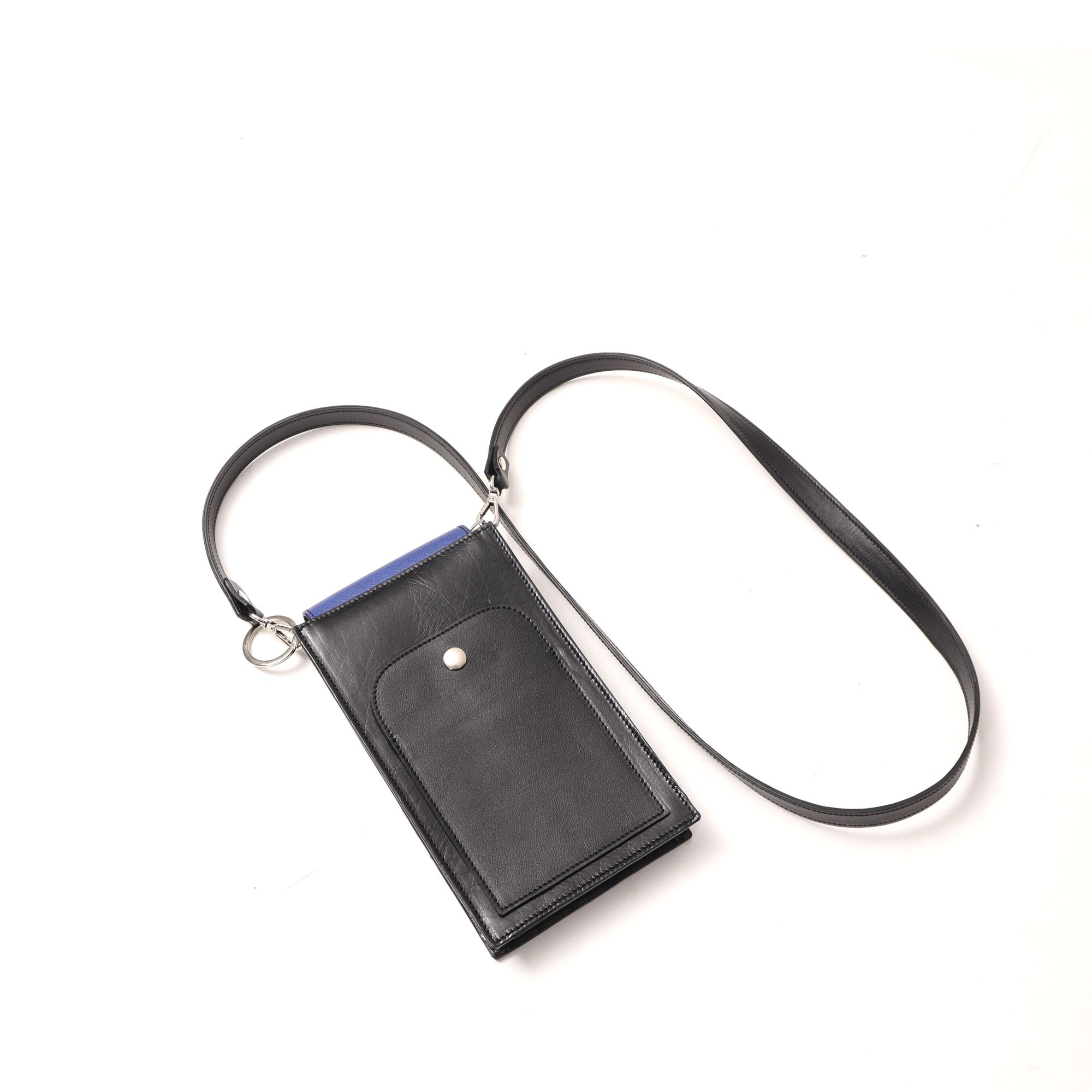 2113 -  REMAKE MOBILTELEFON TÁSKA