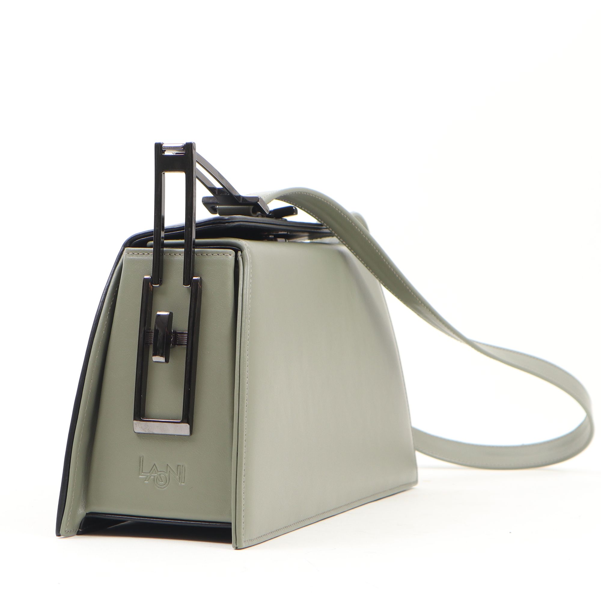 1371 - SALON BAG
