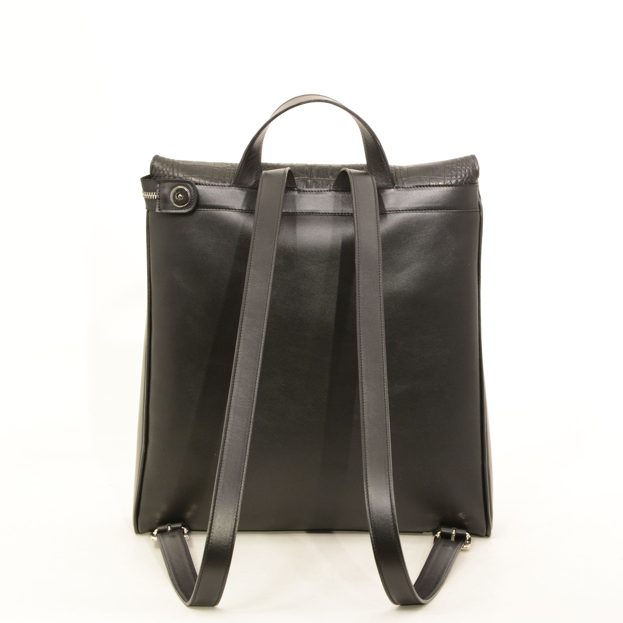 2024 N - FLAT BACKPACK