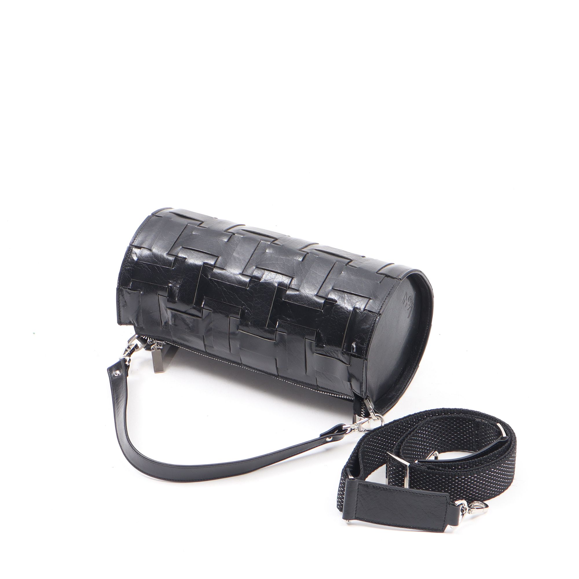 2095 - REMAKE CYLINDER ÁTVETŐS TÁSKA