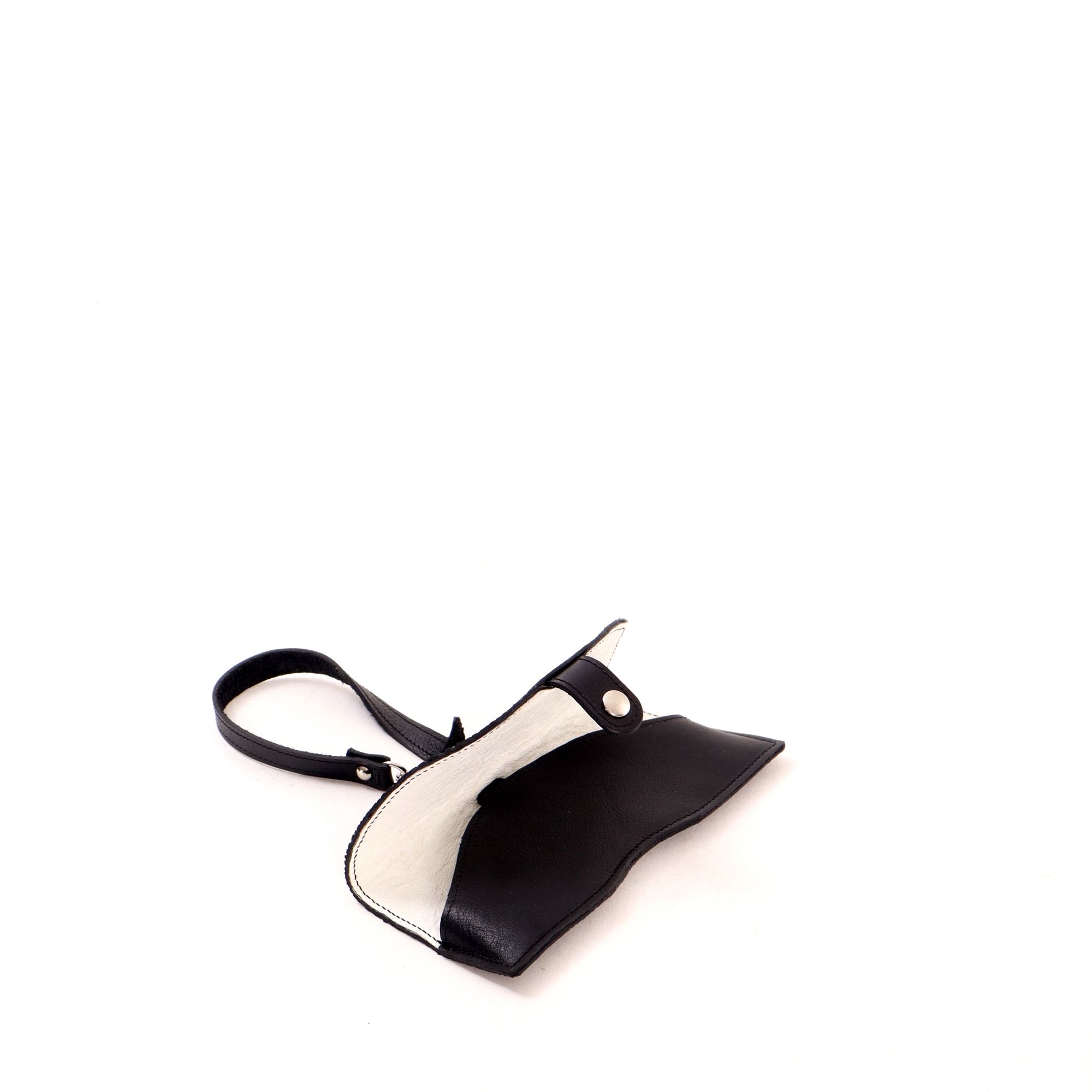 2114 - SZEMÜVEGTOK PÁNTTAL