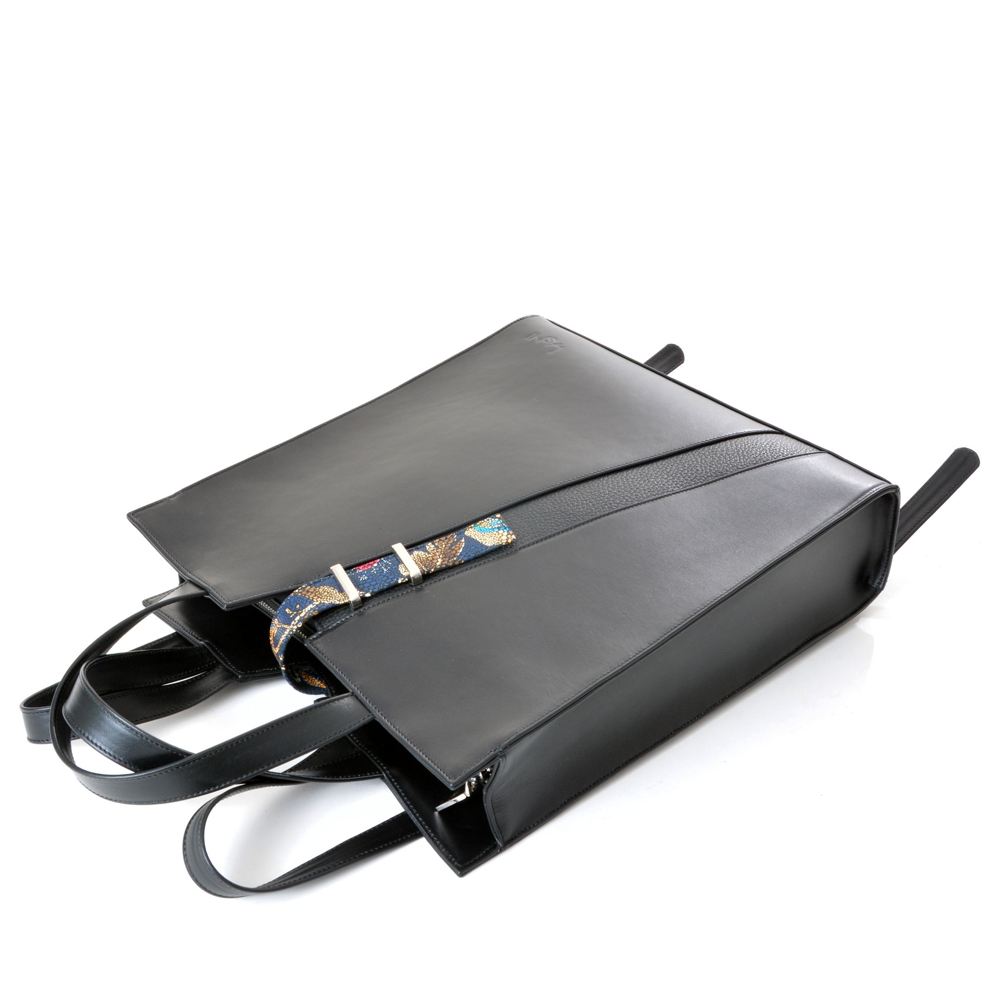 2007 N - NAGOYA TÁSKA