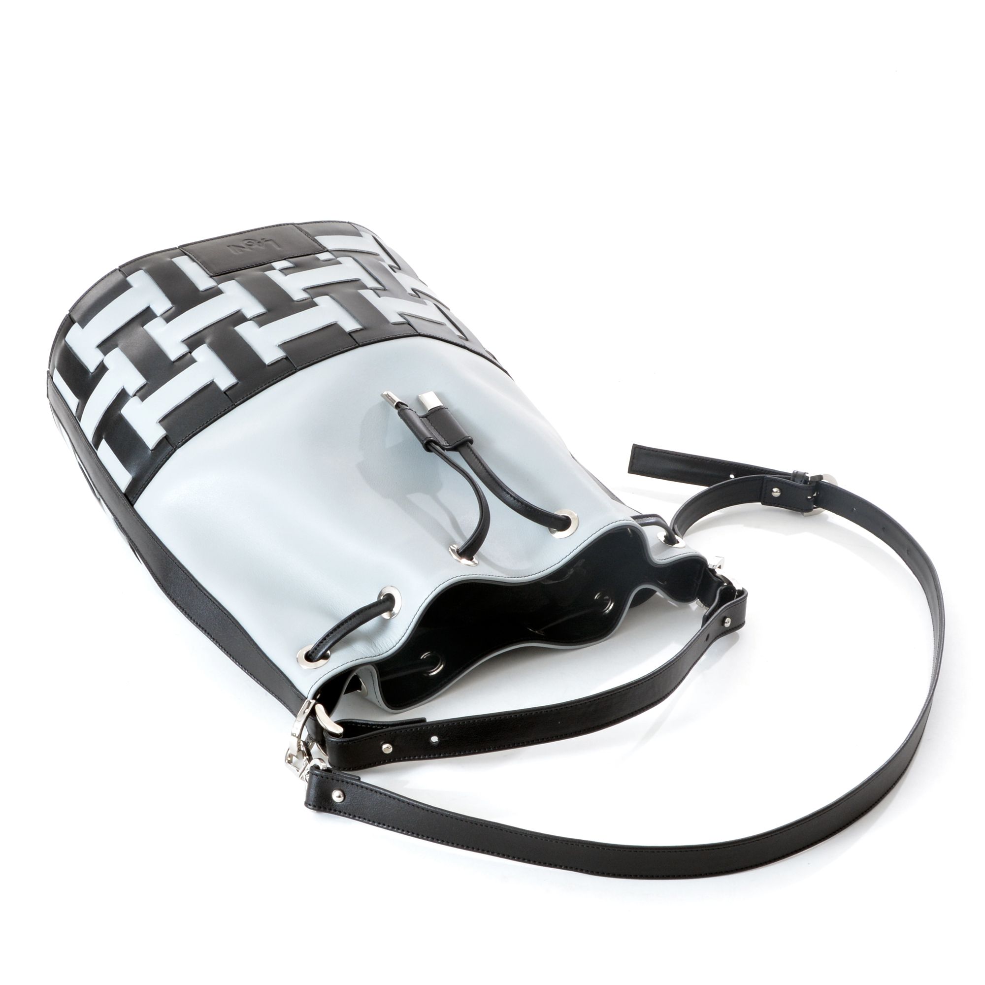 2102 AL -  REMAKE BUCKET BAG