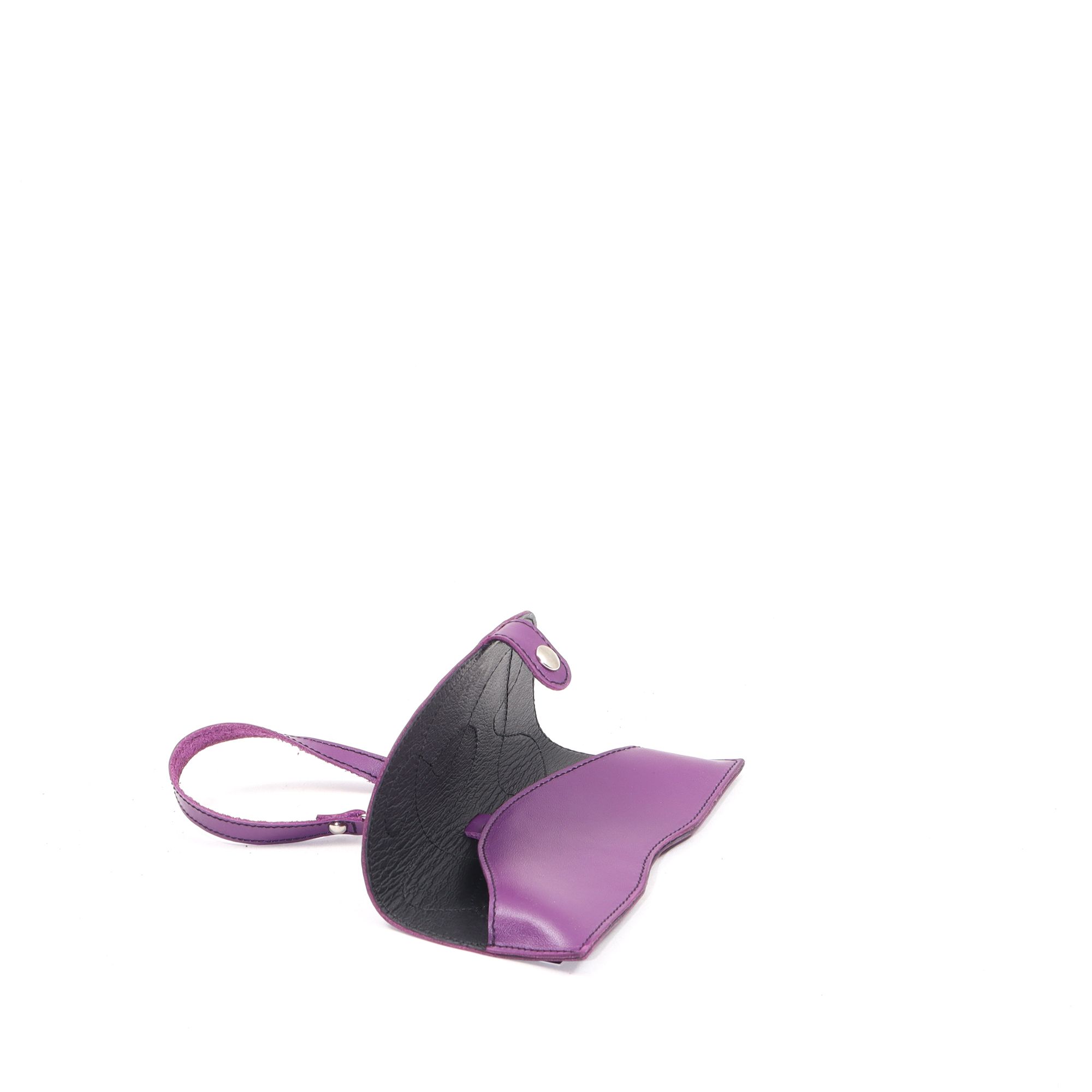 2114 - SZEMÜVEGTOK PÁNTTAL